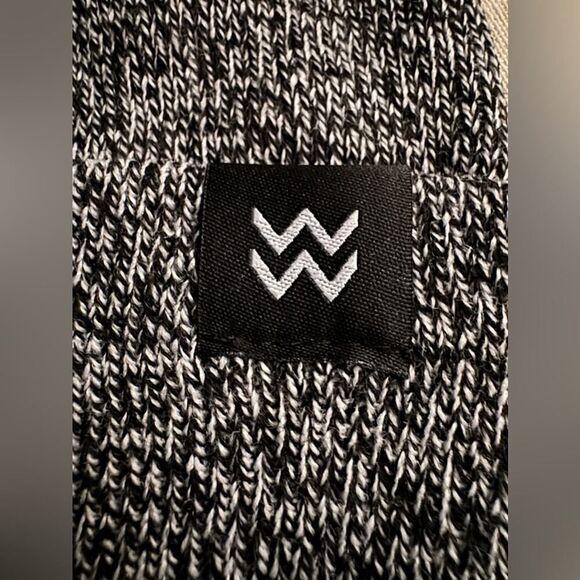 Wren heathered gray Marled Yarn Beanie NWT - Picture 2 of 5